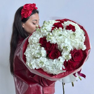 Яркий букет «Ариэль»